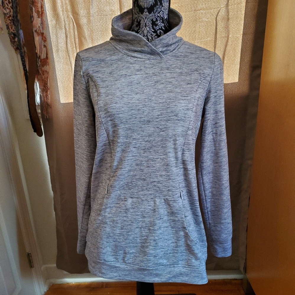 Small nursing sweater